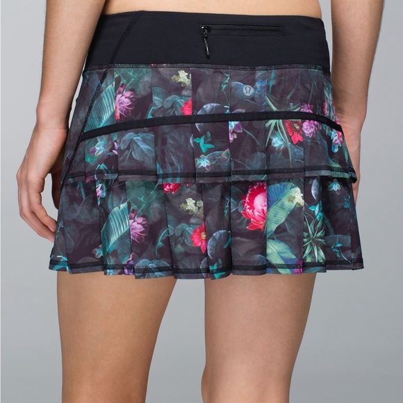 Lululemon Pace Setter Tennis Skirt - Picture 2 of 16